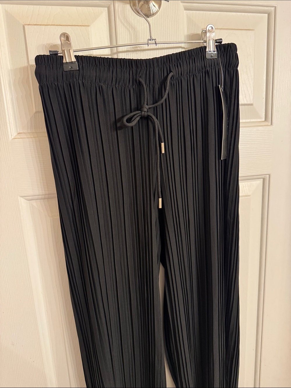 New Mix Black Pleated Wide-Leg Drawstring Pants
